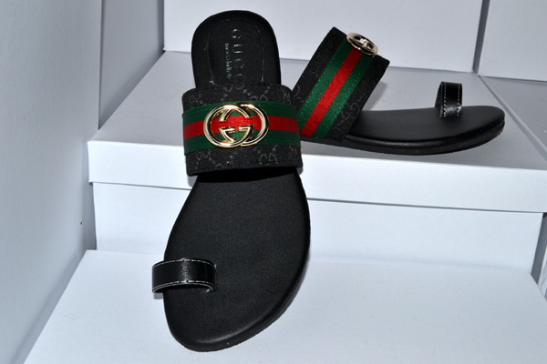 2017 Guci slippers woman 35-42-212